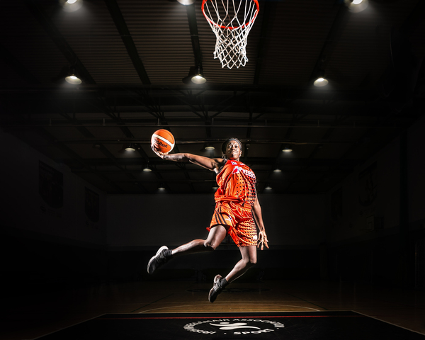 态震撼全场 态震撼全场